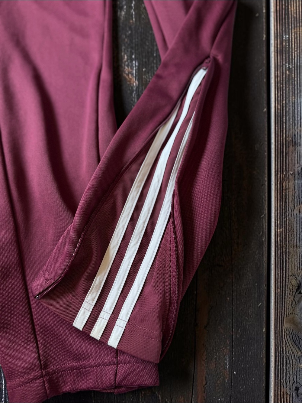 Adidas Track Pants Kids XS Burgundy Striped Hem Athletic Sweatpants - Picture 7 of 12